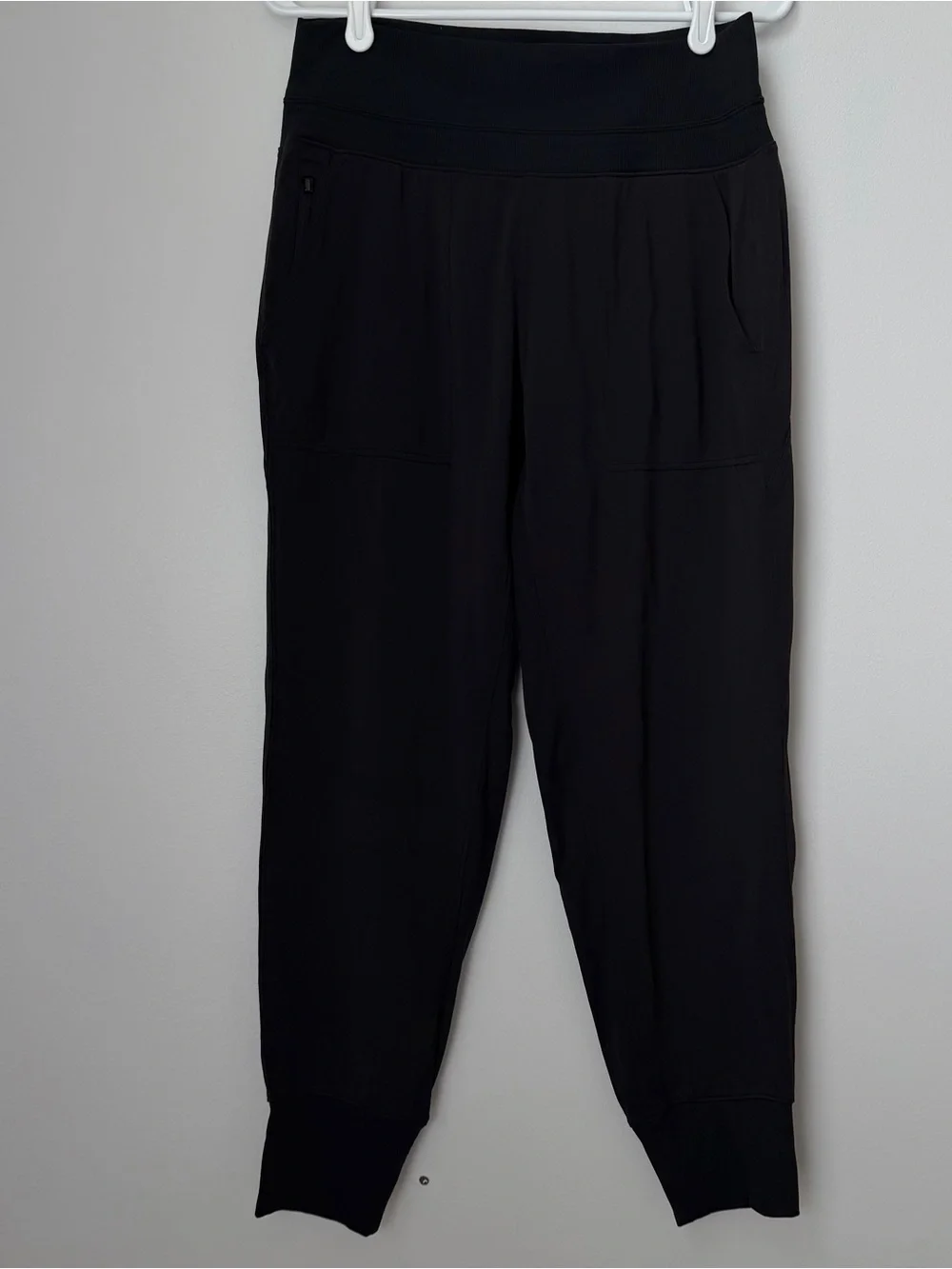 Athleta Black High Rise Venice Jogger Size Medium